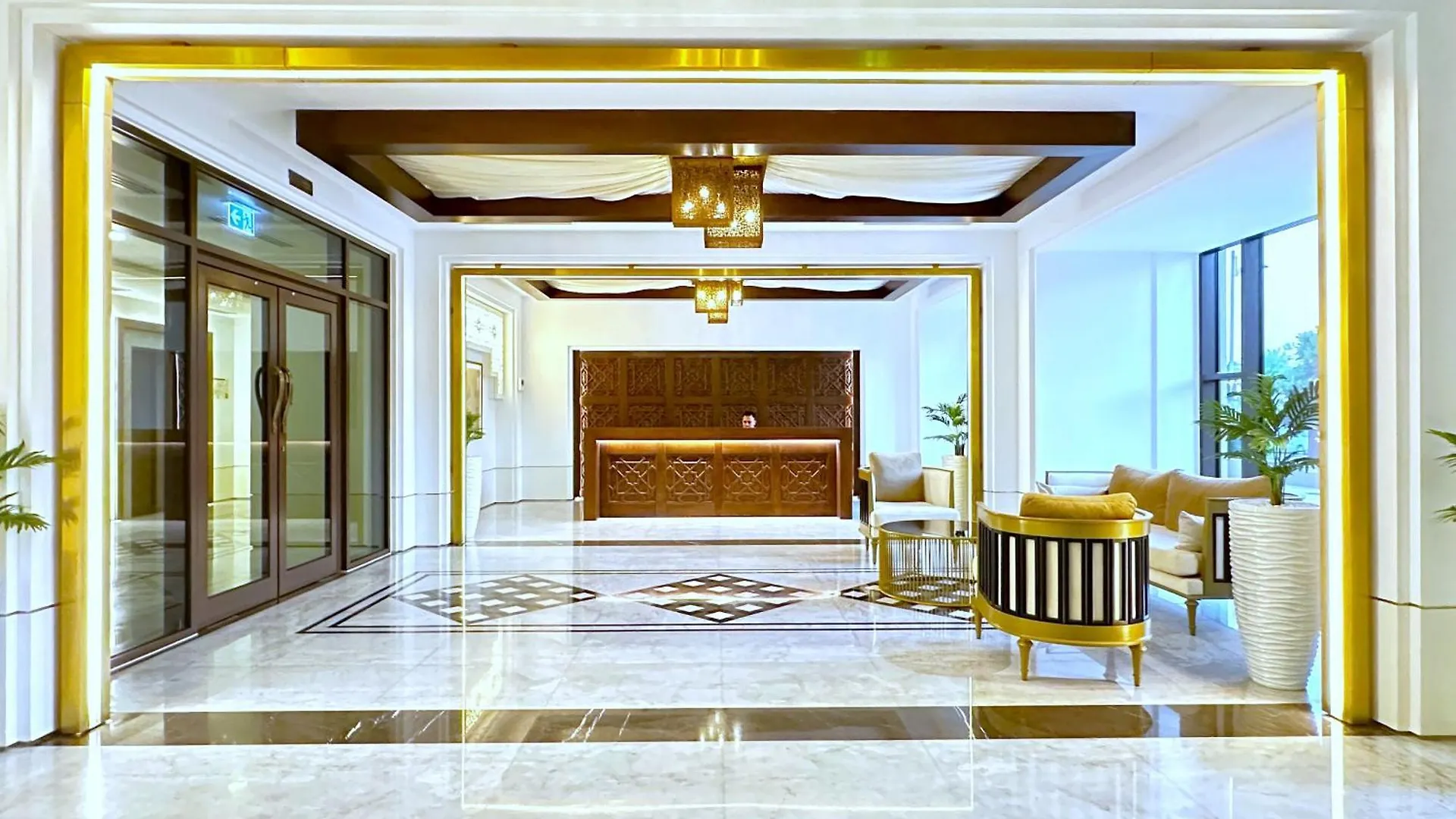 Ultra Luxury Flat With Amazing Pool Near To Burj Apartment Dubai