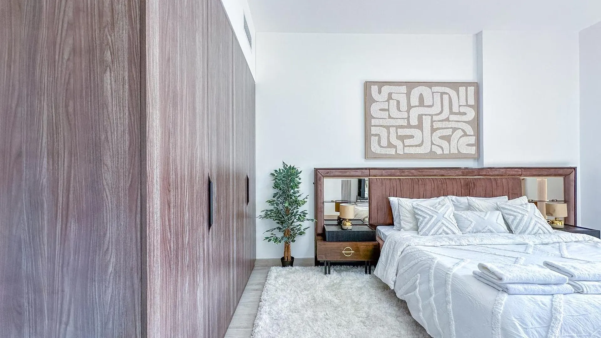 Ultra Luxury Flat With Amazing Pool Near To Burj Apartment Dubai United Arab Emirates